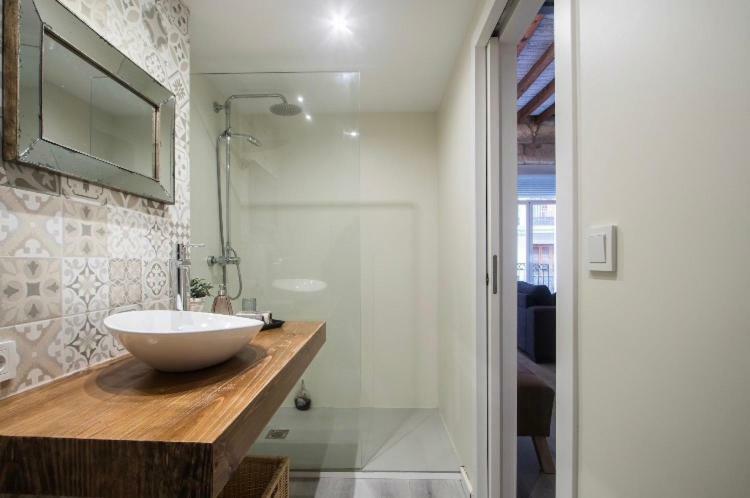 Ferienwohnung Beautiful Loft In Old Town Alicante Exterior foto